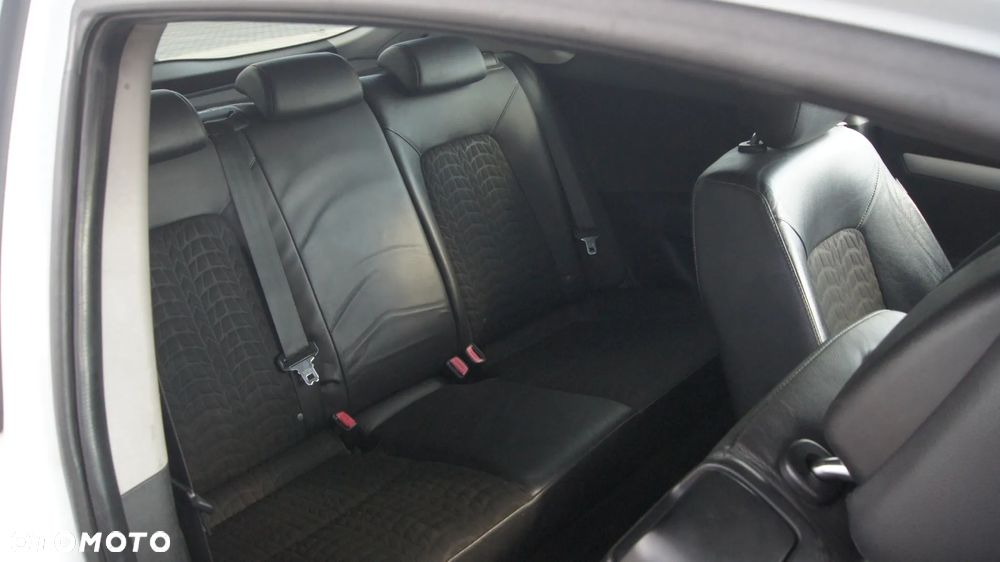 Kia Ceed 1.6 Crdi Comfort + - 12