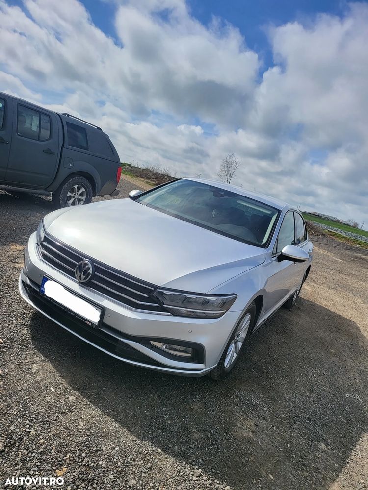 Volkswagen Passat - 2