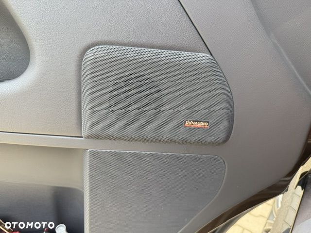 Volkswagen Multivan - 14