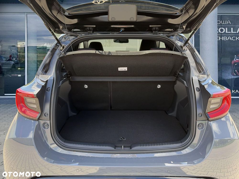 Toyota Yaris - 12