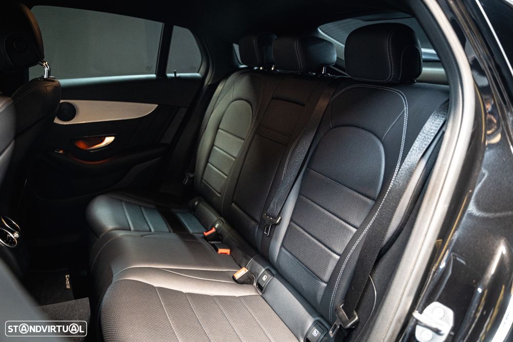Mercedes-Benz GLC 300 de Coupe 4Matic 9G-TRONIC AMG Line - 17