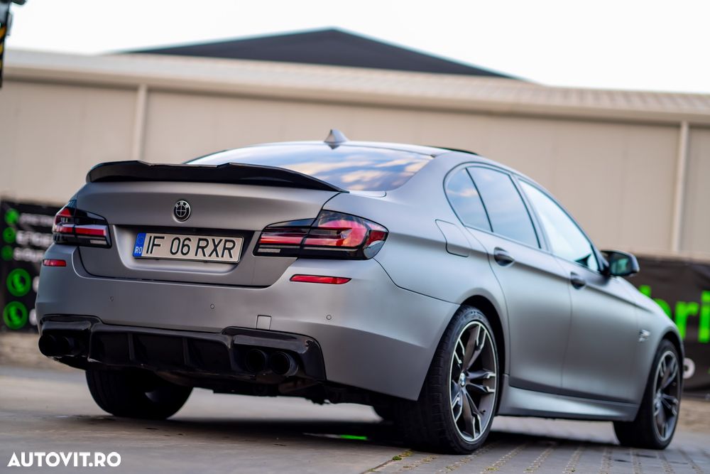 BMW Seria 5 2011 photo 2