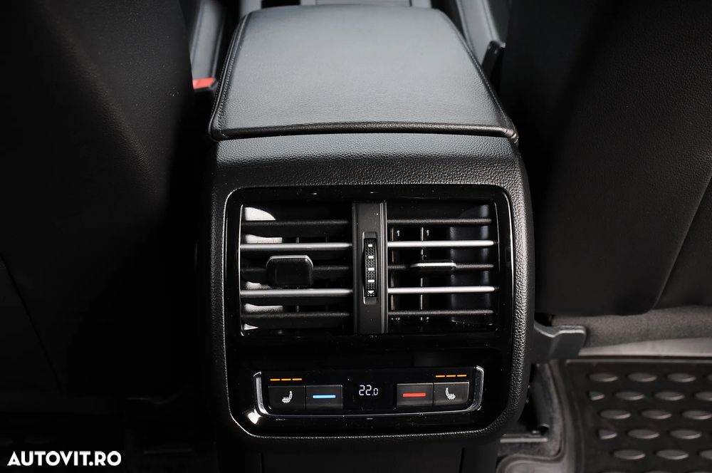 Volkswagen Passat 2.0 TDI SCR DSG BlueMotion Highline - 22