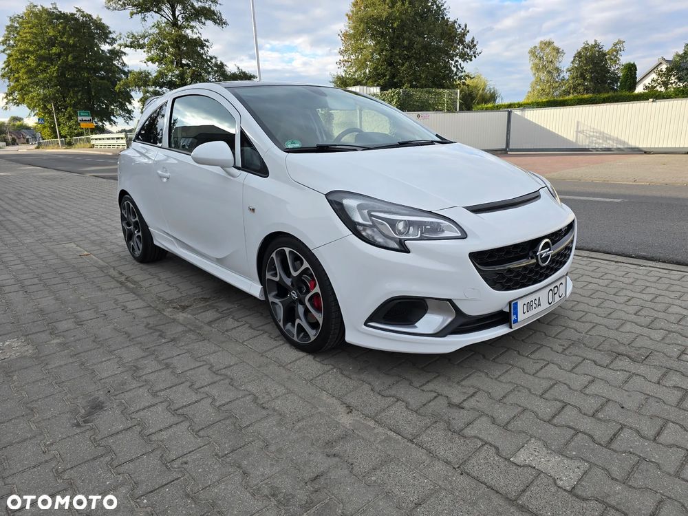 Opel Corsa 1.6 Turbo OPC Nürburgring Edition - 2