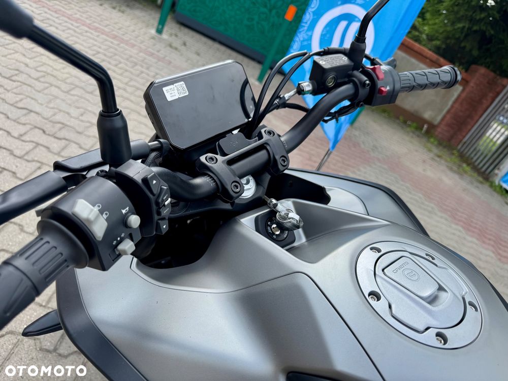 CFMoto NK - 12