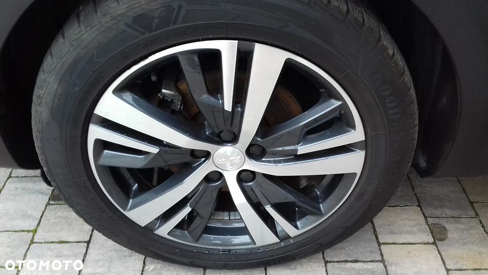Peugeot 5008 1.5 BlueHDi Allure Pack S&S - 24