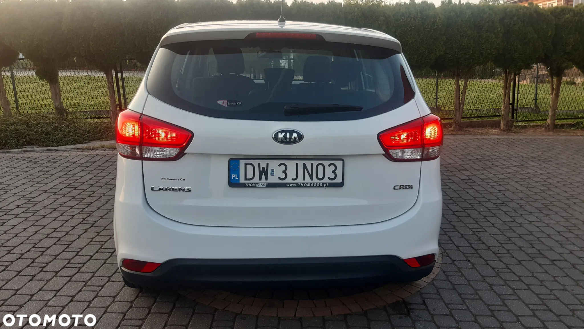 Kia Carens 1.7 CRDi L - 19