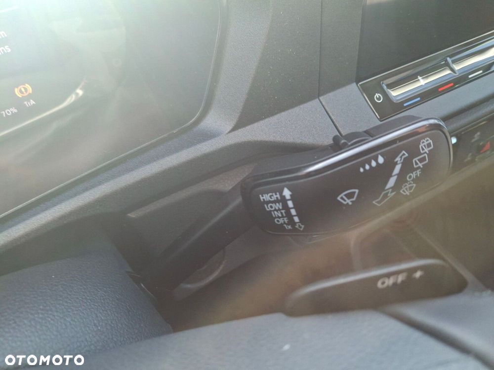 Volkswagen Caddy - 26