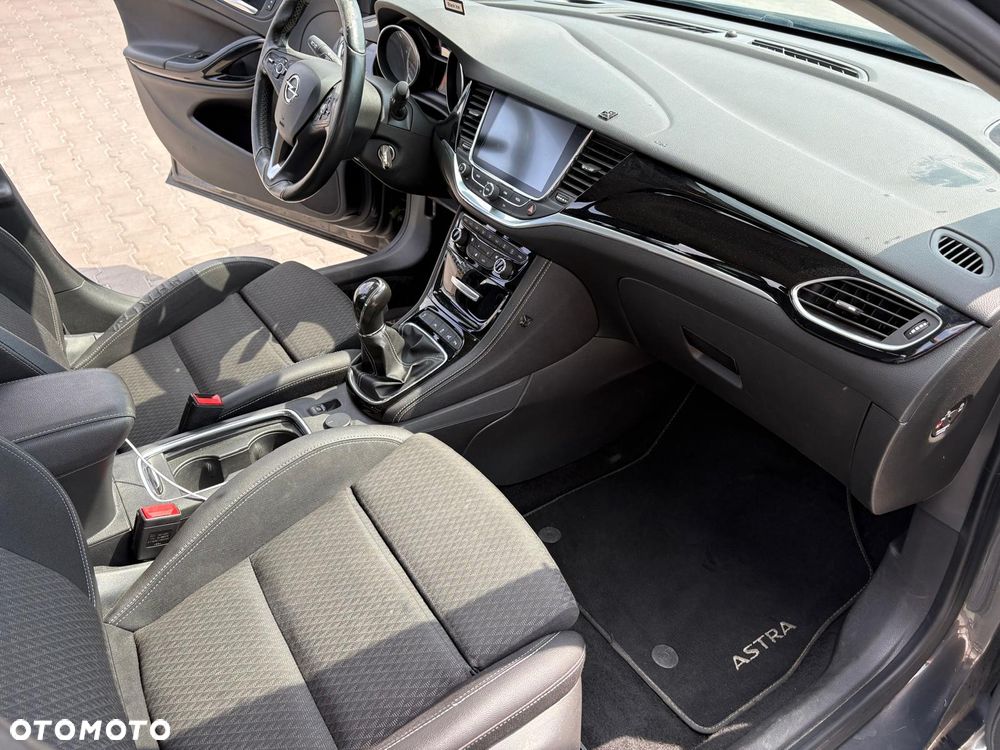 Opel Astra 1.6 BiTurbo D (CDTI) Start/Stop Innovation - 15