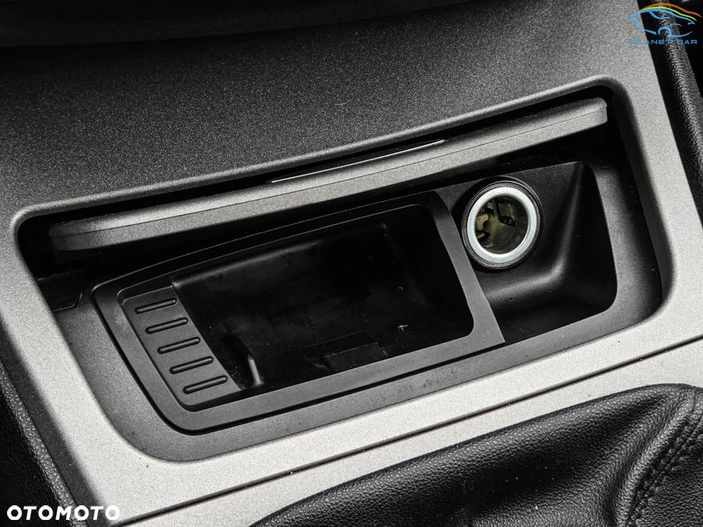 BMW Seria 1 118d - 30