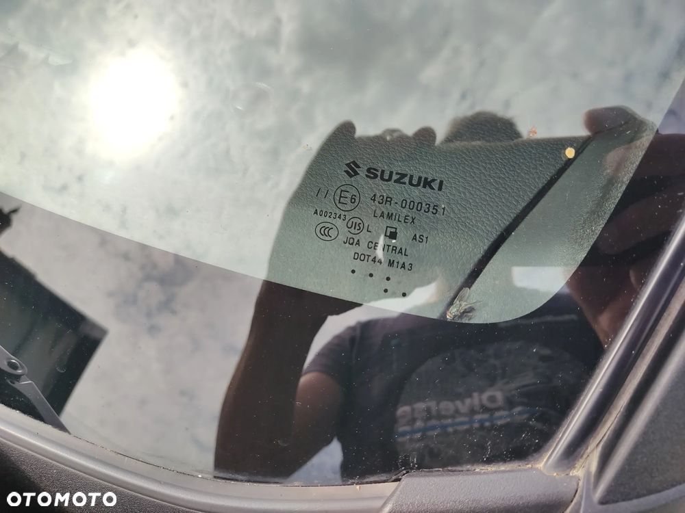 Suzuki Ignis 1.2 Premium 4WD - 28