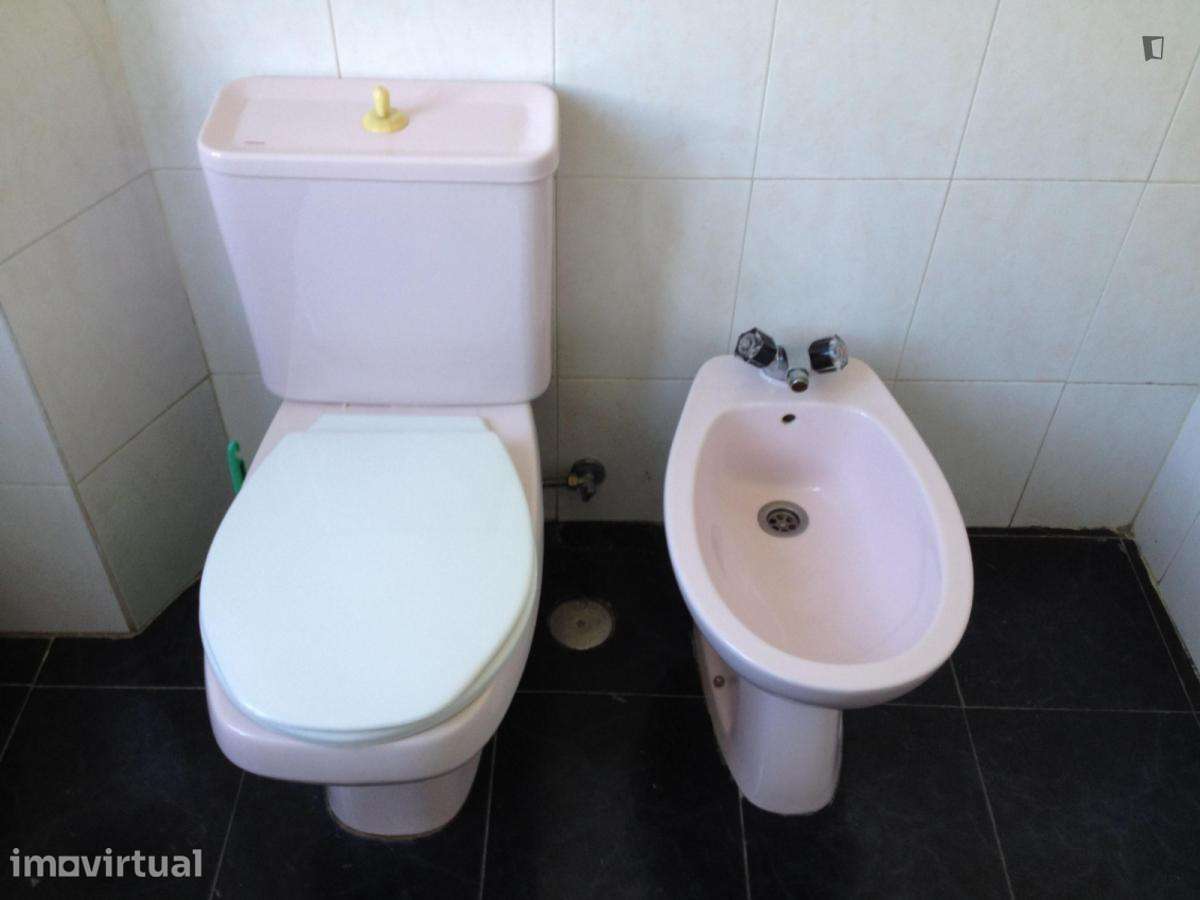 Quarto - localizado em Cedofeita Porto - Grande imagem: 2/32