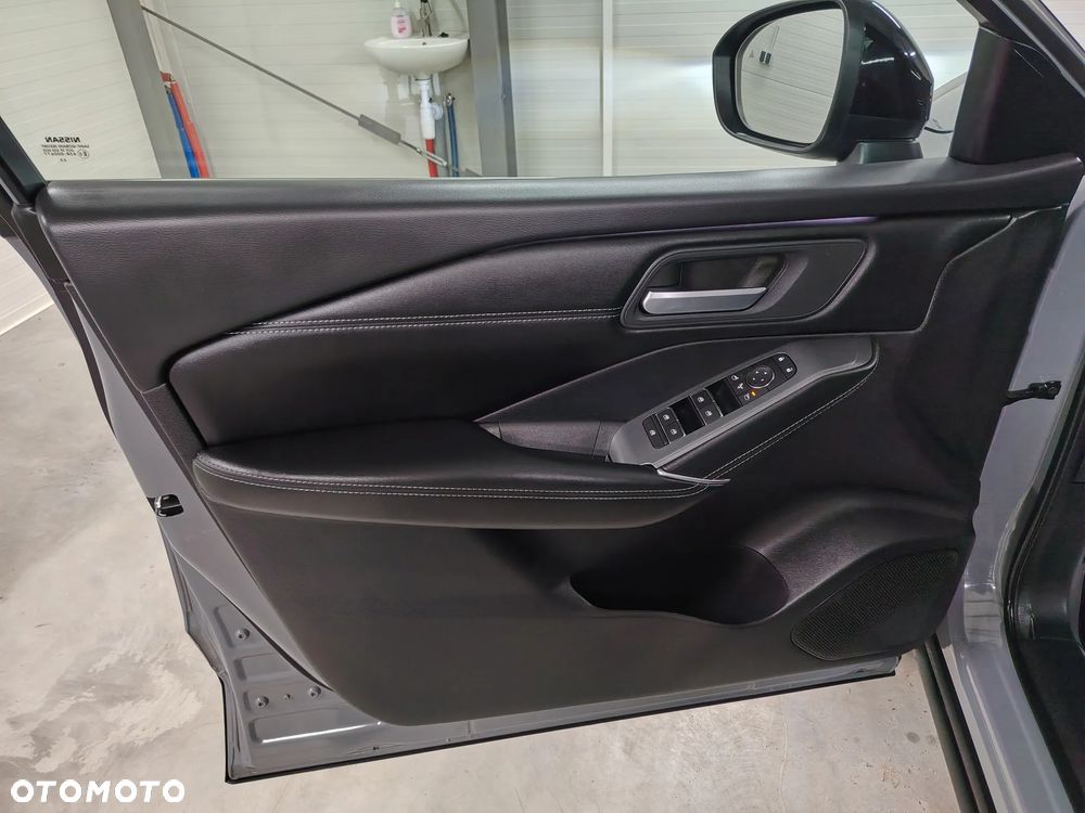 Nissan Qashqai 1.3 DIG-T MHEV Xtronic N-Connecta - 18