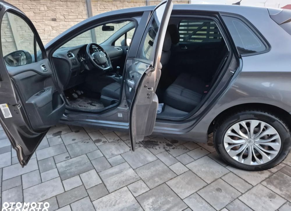 Peugeot 2008 - 13