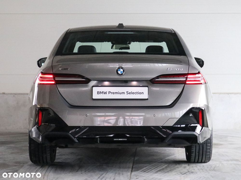 BMW Seria 5 - 10