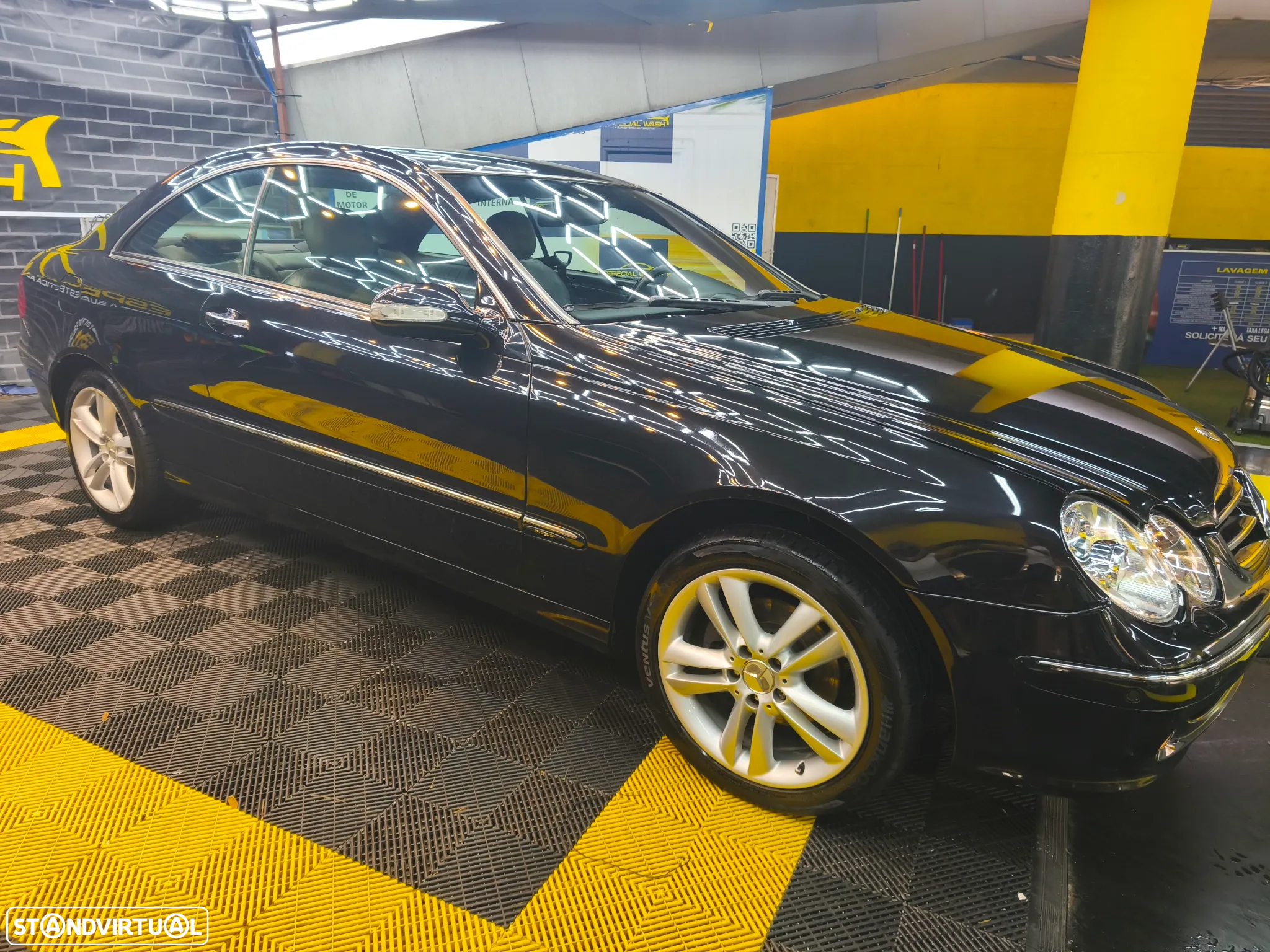 Mercedes-Benz CLK 220 CDi Avantgarde - 23