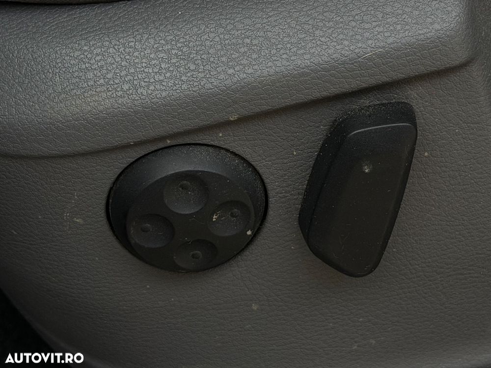 Volkswagen Sharan 2.0 TDI Comfortline - 23