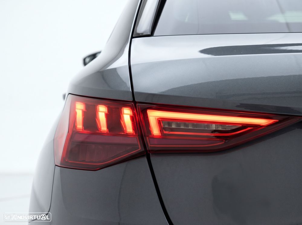 Audi A3 Sportback 40 TDI quattro S tronic S line - 9
