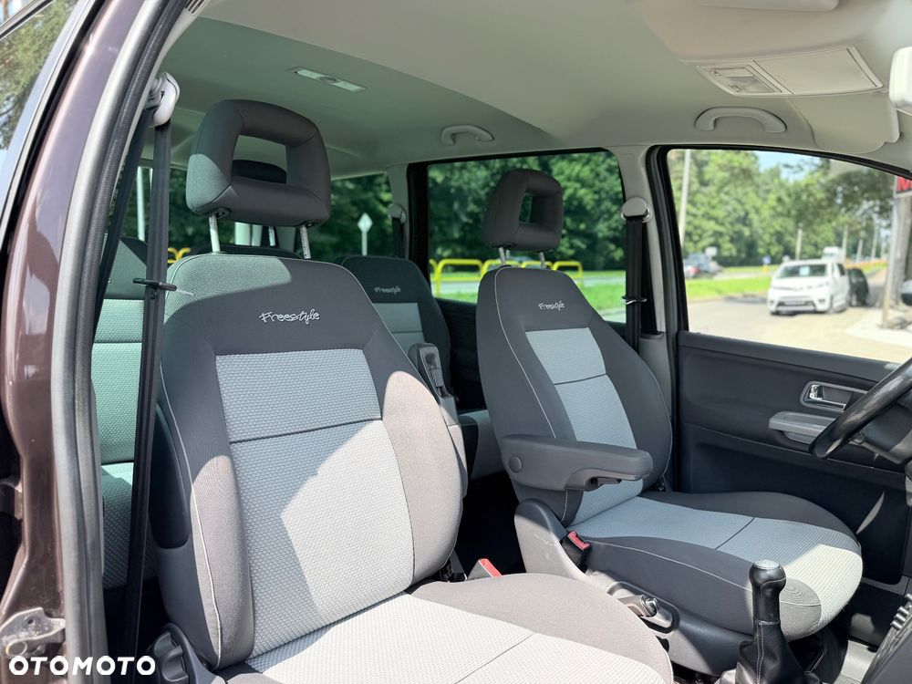 Volkswagen Sharan 2.0 TDI DPF Freestyle - 19