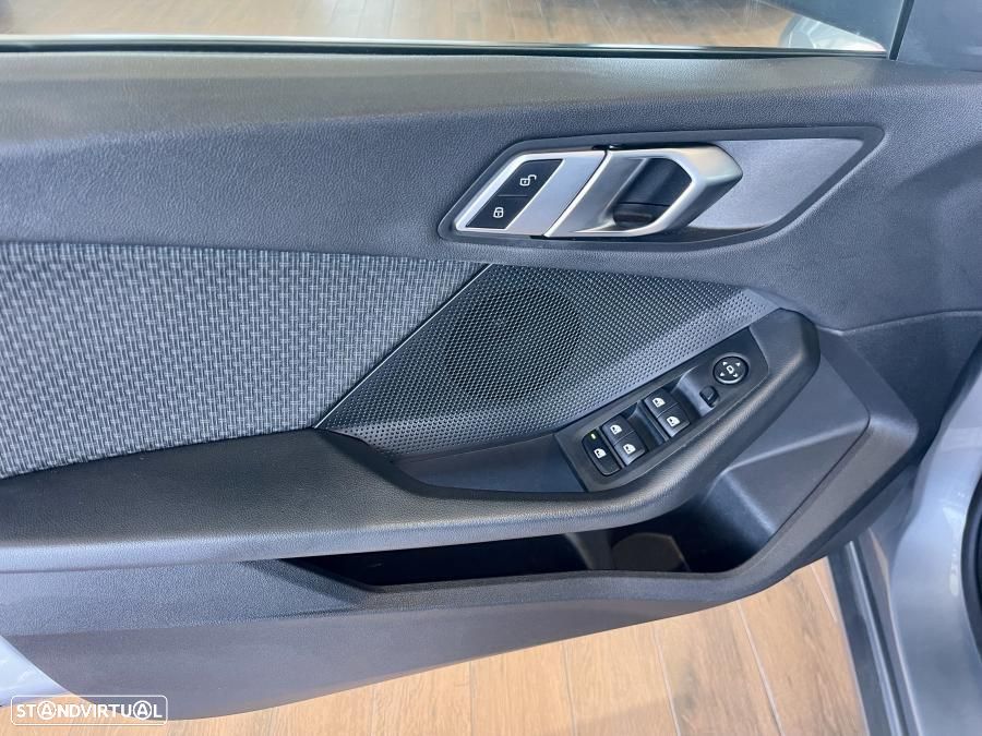 BMW 216 Gran Coupé d Aut. Advantage - 29