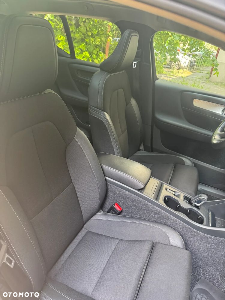 Volvo XC 40 D3 AWD Momentum - 20