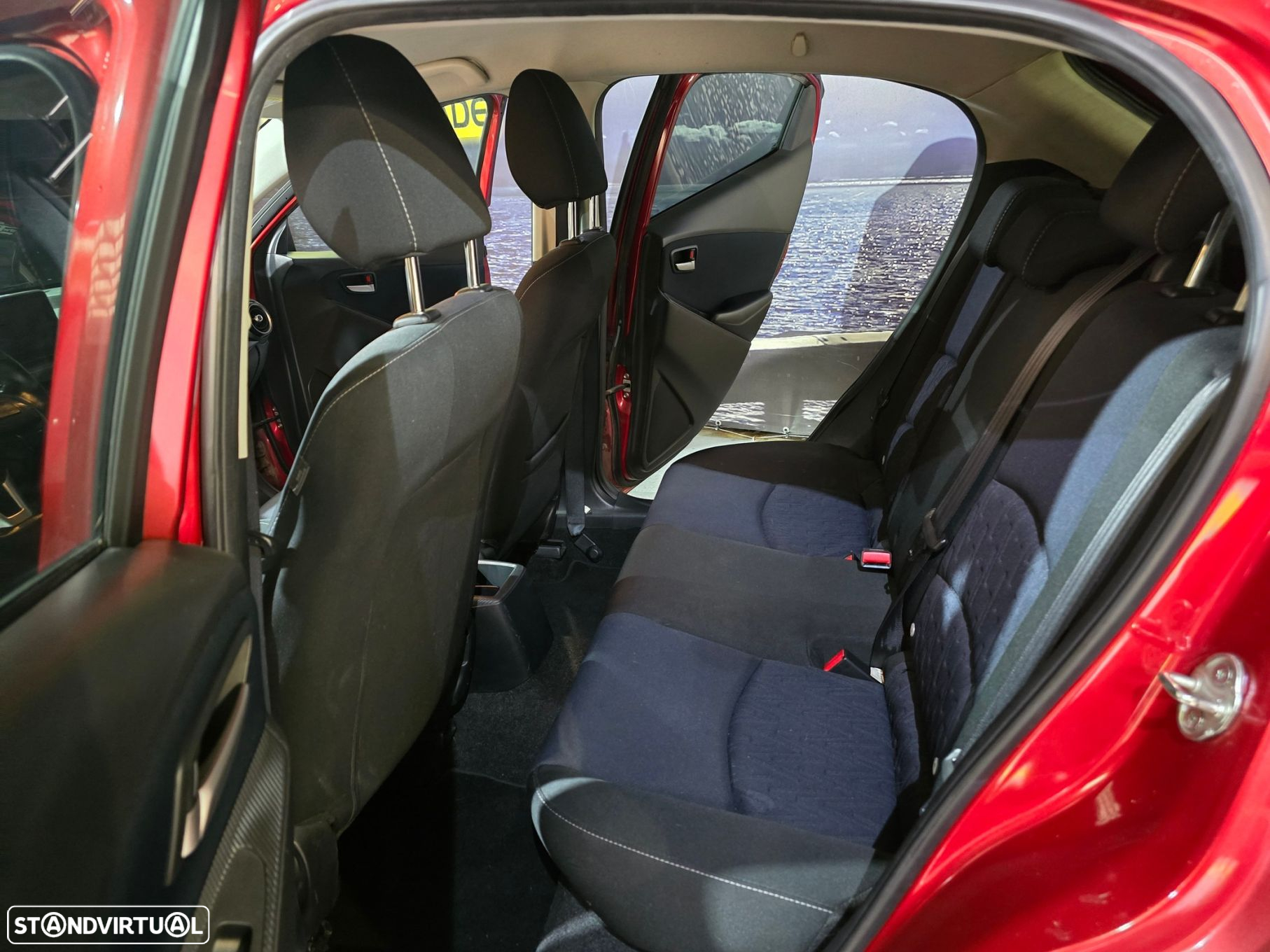 Mazda 2 1.5 Sky.Evolve Navi - 10