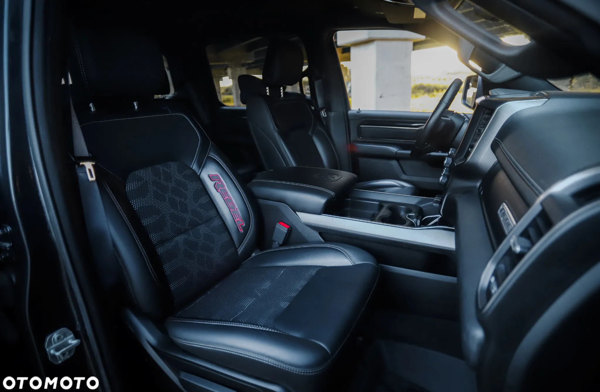 RAM 1500 5.7 Crew Cab Rebel - 17