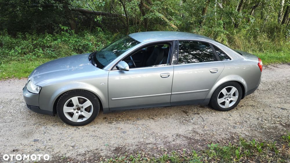 Audi A4 3.0 Quattro - 3