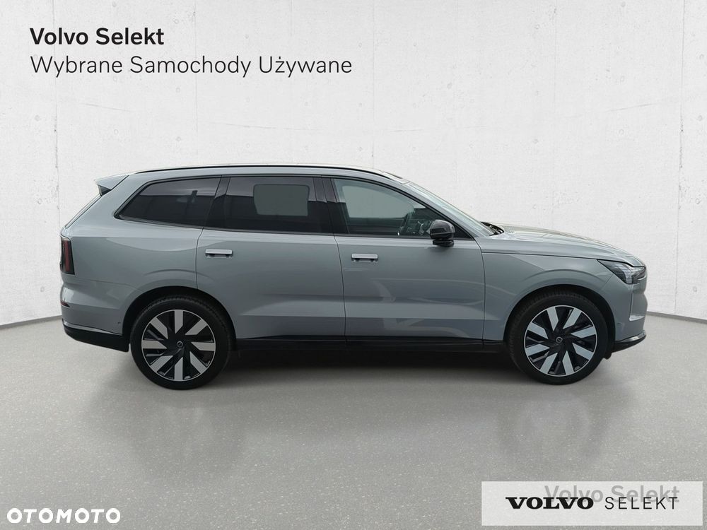 Volvo EX90 - 6