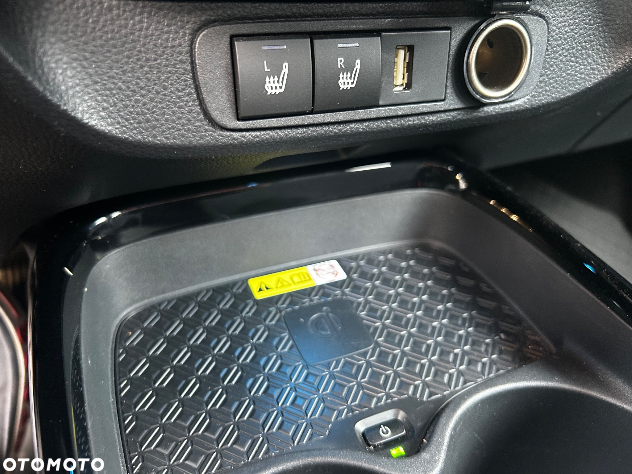Toyota Aygo X 1.0 VVT-i Executive - 16