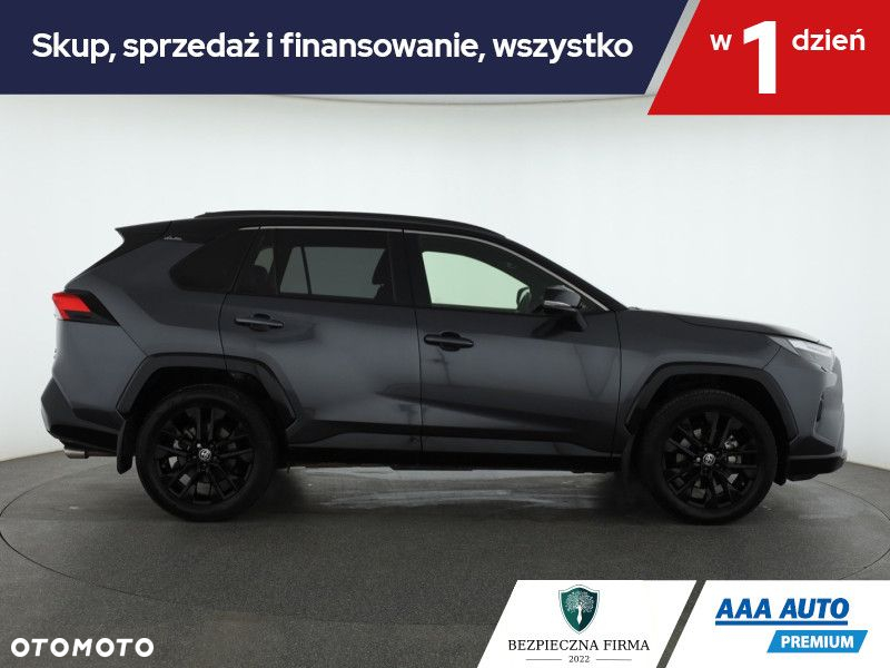 Toyota RAV4 - 7