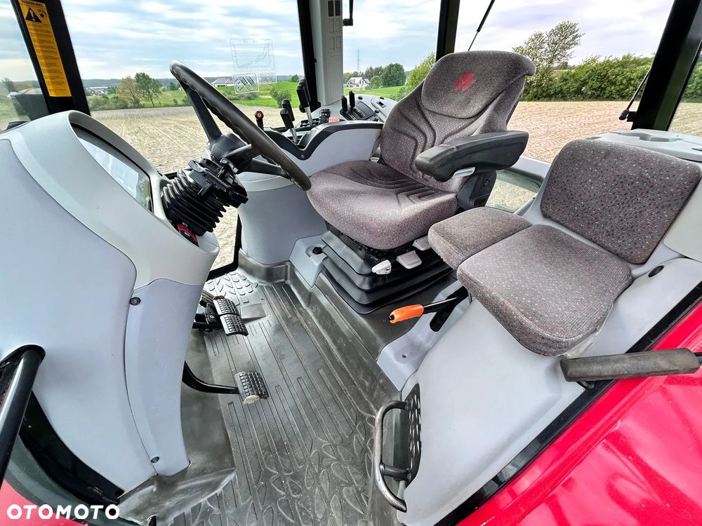 Massey Ferguson - 6