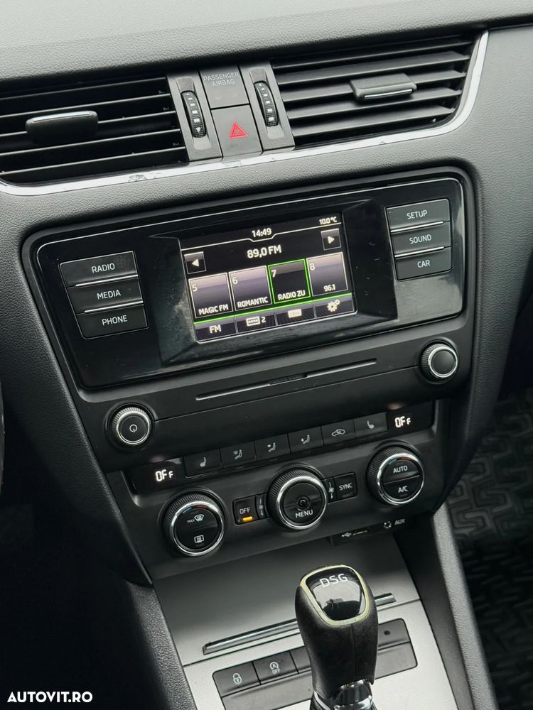 Skoda Octavia 1.6 TDI DSG Ambition - 20