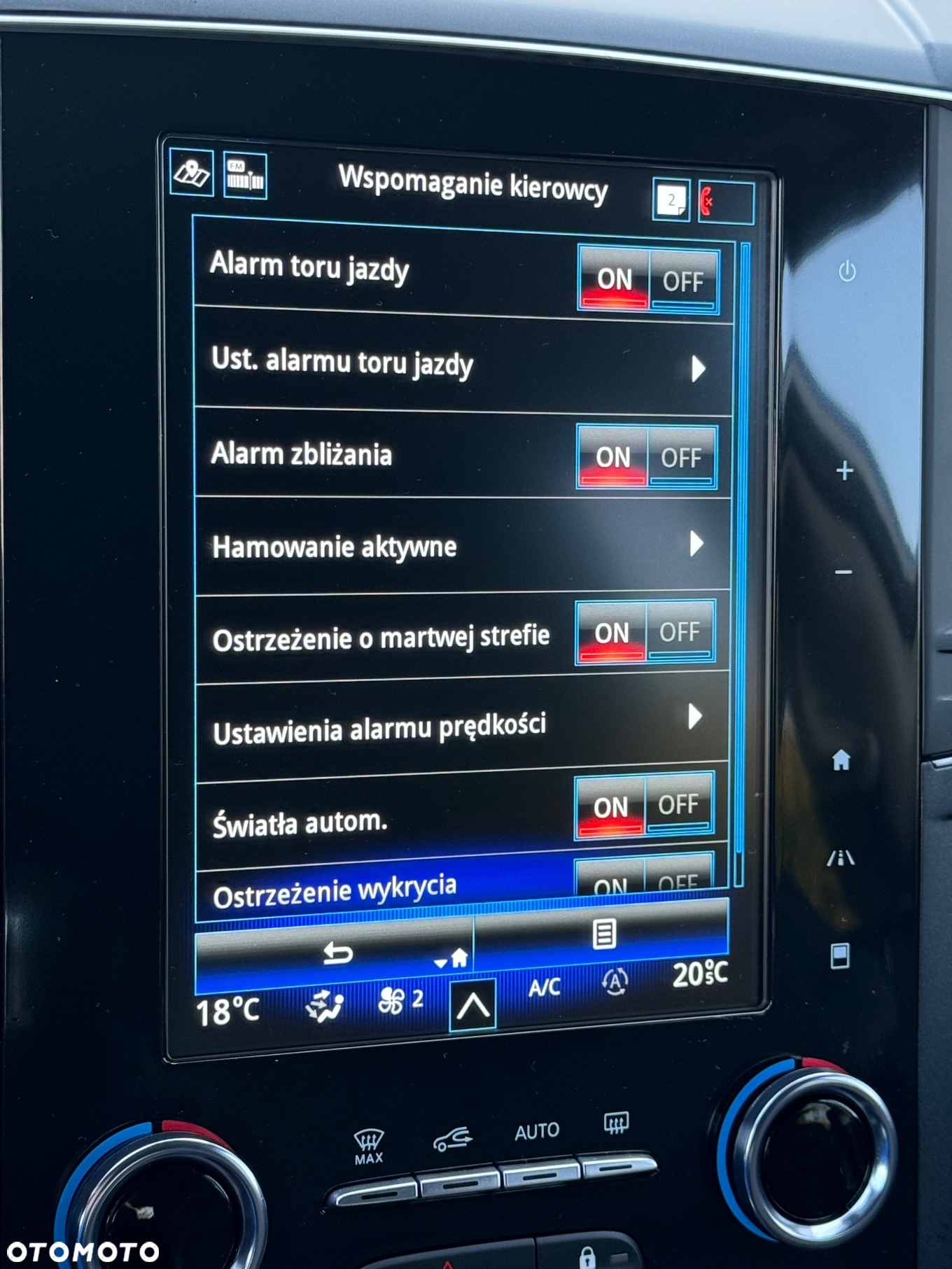 Renault Koleos BLUE dCi 185 X-tronic INTENS - 26
