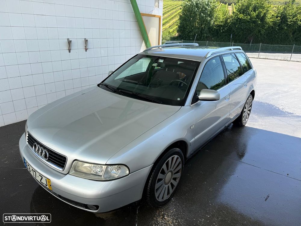 Audi A4 Avant - 8