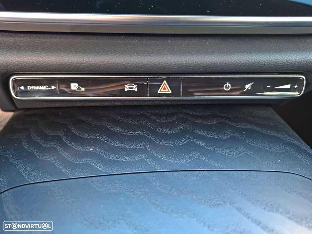 Mercedes-Benz E 220 d — fotografia 23