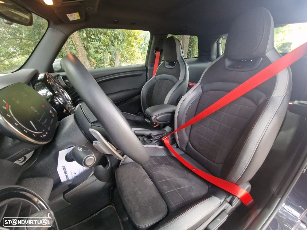 MINI 3 Portas John Cooper Works GP Aut. - 17