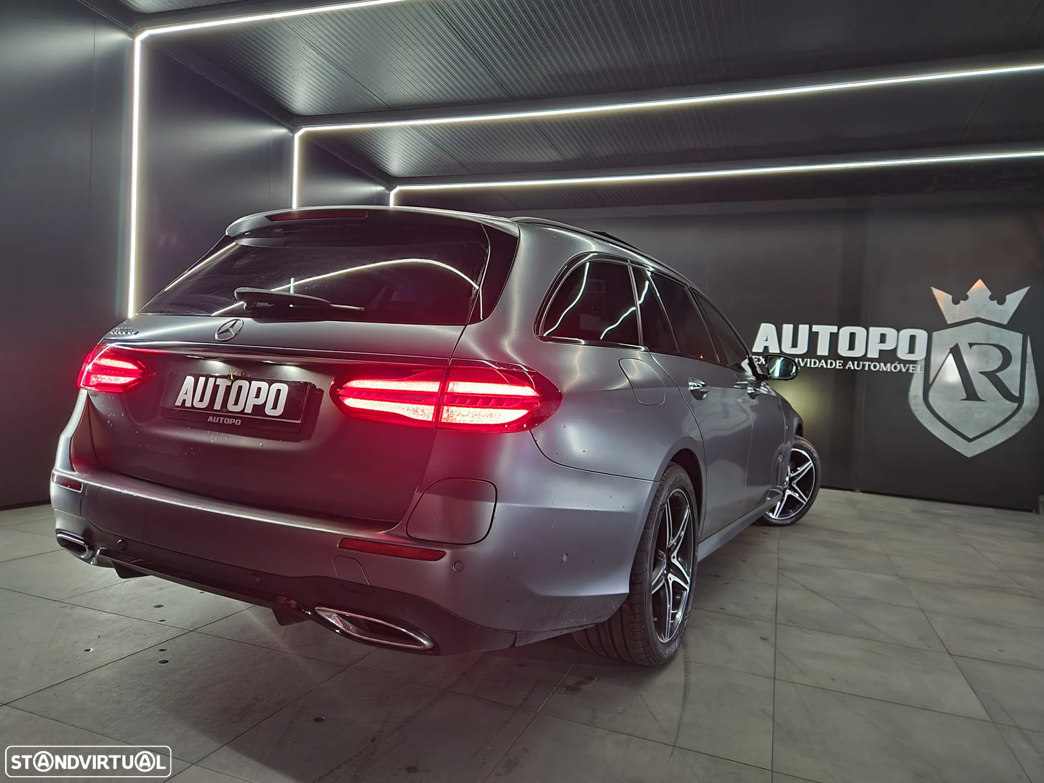 Mercedes-Benz E 300 de AMG Line - 28