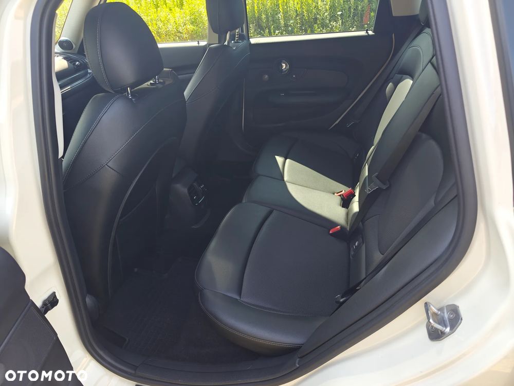 MINI Clubman - 12