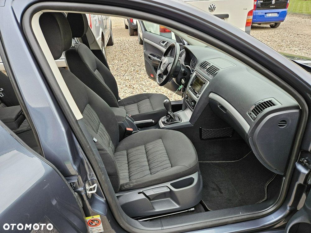 Skoda Octavia - 10