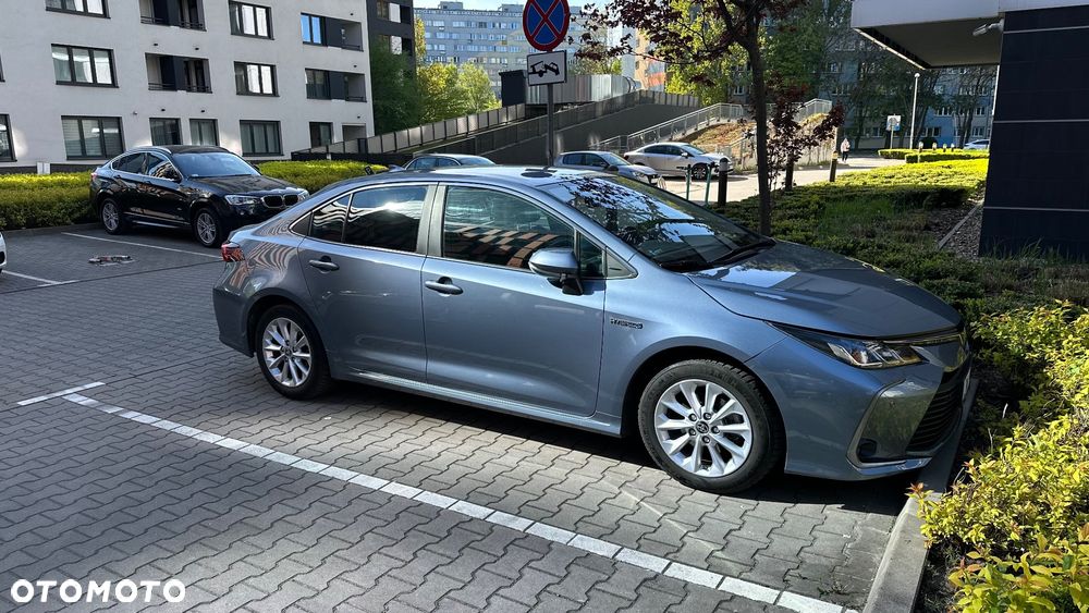 Toyota Corolla 1.8 Hybrid Comfort - 1