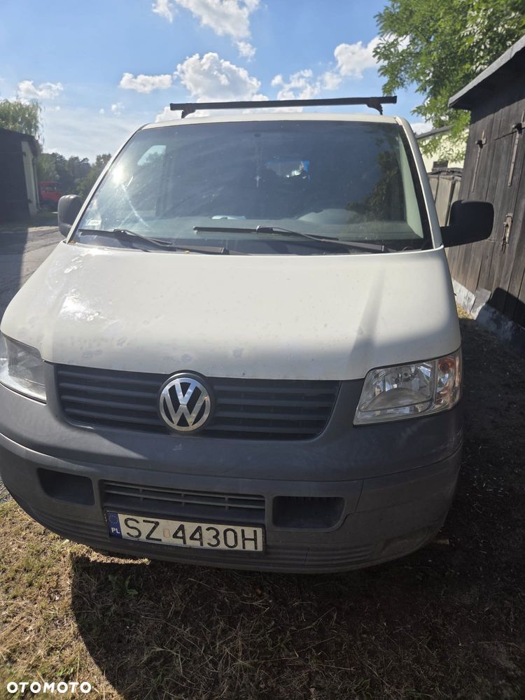 Volkswagen Transporter - 1