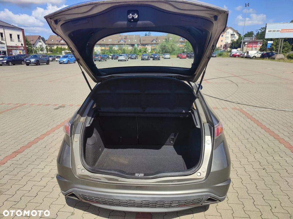 Honda Civic 1.8i-VTEC Executive - 11