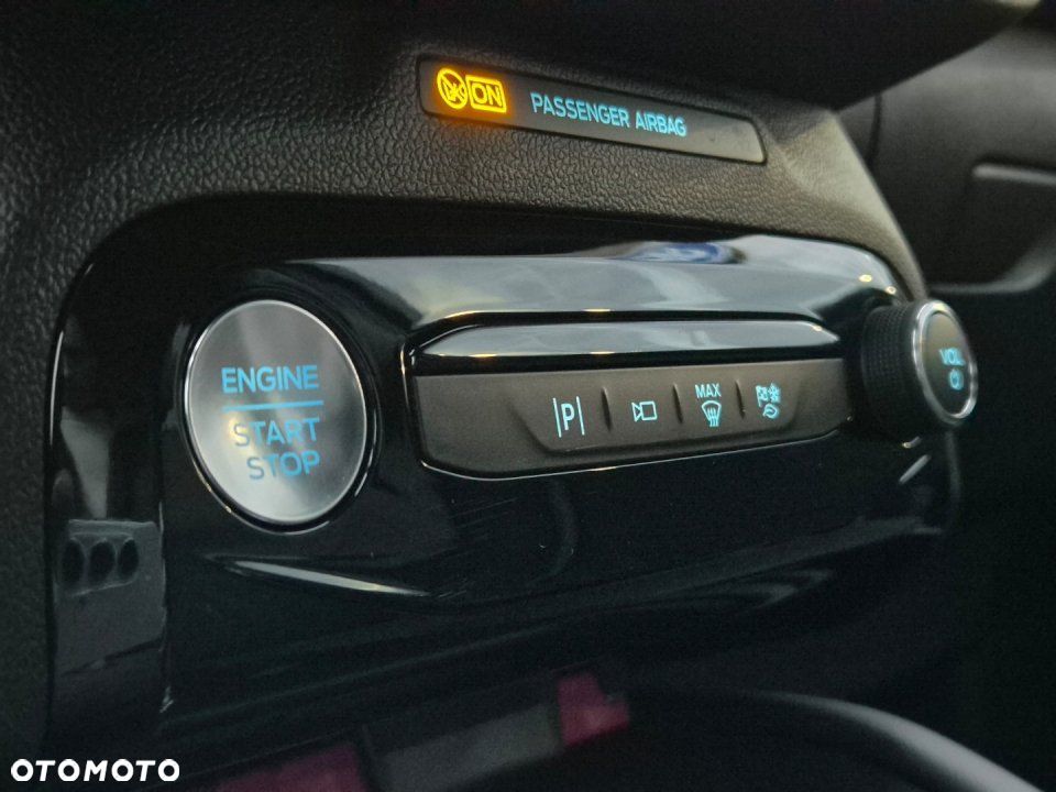 Ford Kuga - 26
