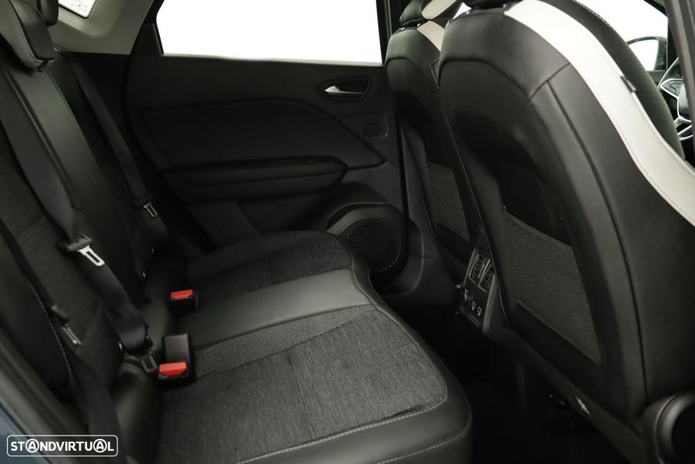 Renault Captur 1.0 TCe Techno Bi-Fuel - 23
