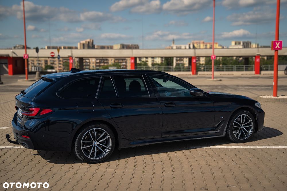 BMW Seria 5 520d xDrive mHEV M Sport sport - 5