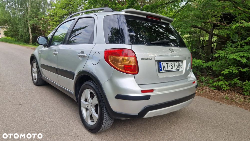 Suzuki SX4 1.6 Premium - 7