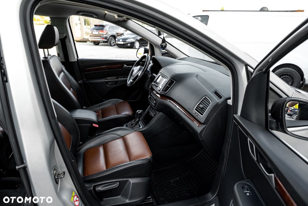 Volkswagen Sharan 2.0 TSI DSG Highline - 24