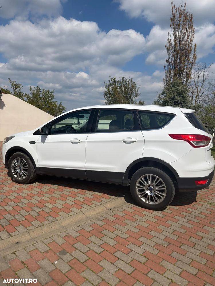 Ford Kuga 2.0 TDCi 4x4 Aut. Trend - 4