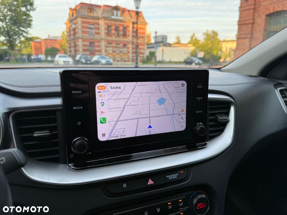 Kia XCeed - 19
